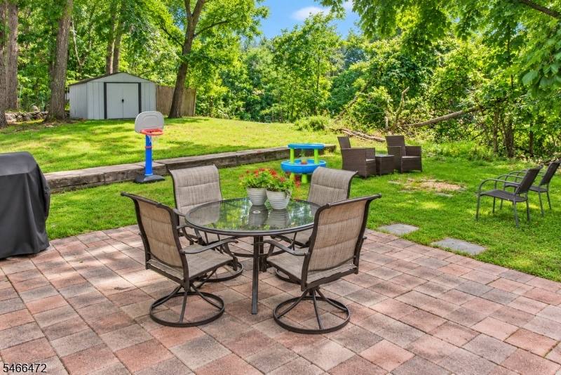 117 Vermont Trail Hopatcong NJ 07843