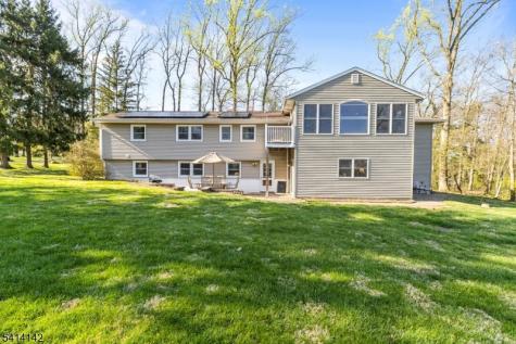 29 Leffler Hill Road Raritan NJ 08822