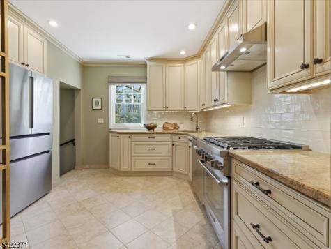 14 Evergreen Avenue Bloomfield NJ 07003