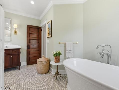 14 Evergreen Avenue Bloomfield NJ 07003