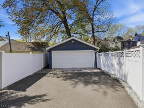 14 Evergreen Avenue Bloomfield NJ 07003