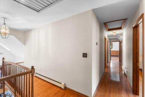 5 Cambridge Road Andover NJ 07848