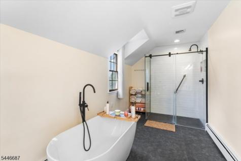 5 Cambridge Road Andover NJ 07848