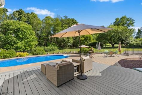 5 Cambridge Road Andover NJ 07848