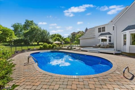 5 Cambridge Road Andover NJ 07848
