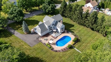 5 Cambridge Road Andover NJ 07848