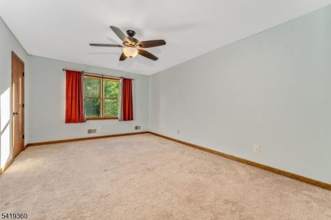 40 Thatcher Avenue Franklin NJ 08886