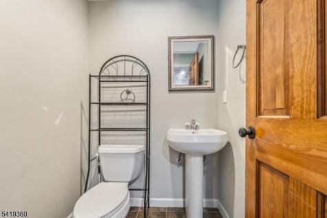 40 Thatcher Avenue Franklin NJ 08886