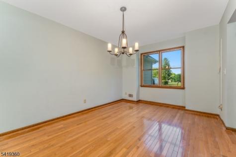 40 Thatcher Avenue Franklin NJ 08886