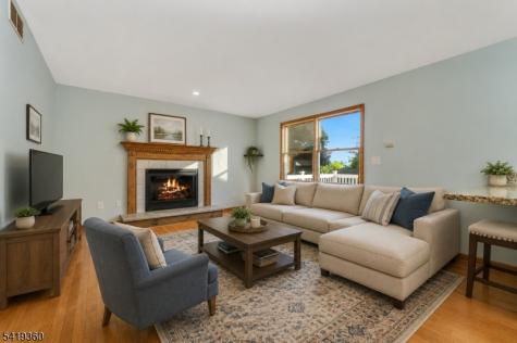 40 Thatcher Avenue Franklin NJ 08886