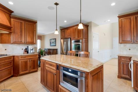 6 Sally Court Bridgewater NJ 08807