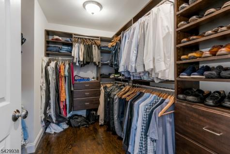 6 Sally Court Bridgewater NJ 08807