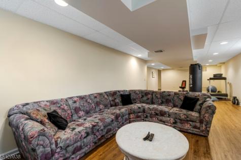 6 Sally Court Bridgewater NJ 08807
