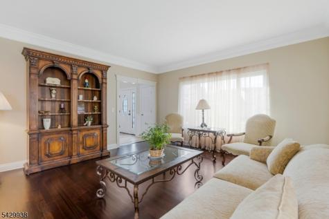 6 Sally Court Bridgewater NJ 08807