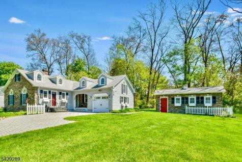 16 Pequot Trail Jefferson NJ 07438