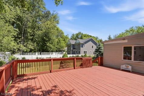 26 Hillside Terrace Livingston NJ 07039