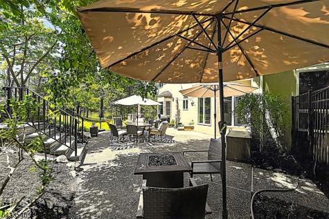 41 Sutton Farm Road Delaware NJ 08822