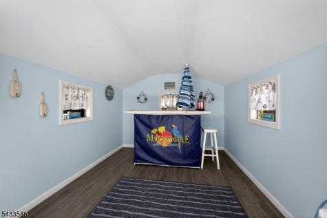 41 Sutton Farm Road Delaware NJ 08822