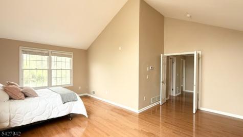42 Mcbride Way Bridgewater NJ 08807