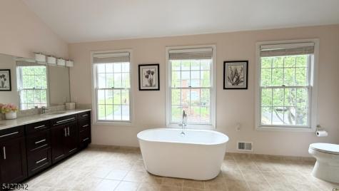 42 Mcbride Way Bridgewater NJ 08807