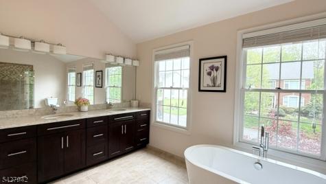 42 Mcbride Way Bridgewater NJ 08807