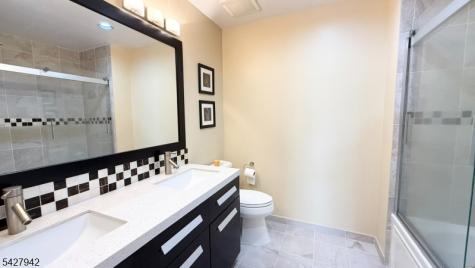 42 Mcbride Way Bridgewater NJ 08807