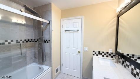 42 Mcbride Way Bridgewater NJ 08807