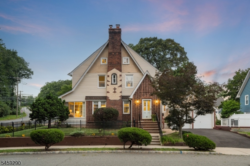 47 Fairmount Terrace West Orange NJ 07052