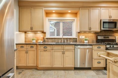 47 Fairmount Terrace West Orange NJ 07052