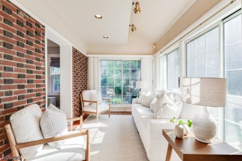 47 Fairmount Terrace West Orange NJ 07052