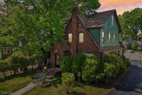 423 E Lincoln Avenue Roselle Park NJ 07204