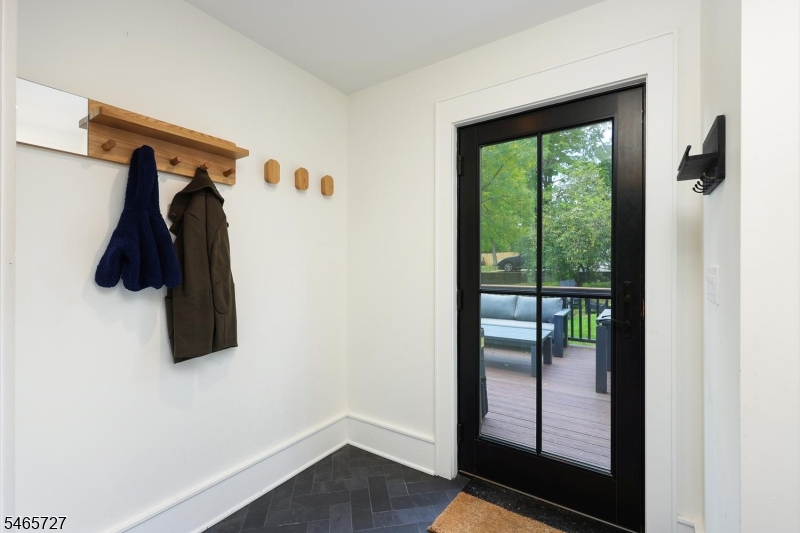 8 Locust Street Morris NJ 07960