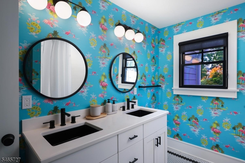 8 Locust Street Morris NJ 07960