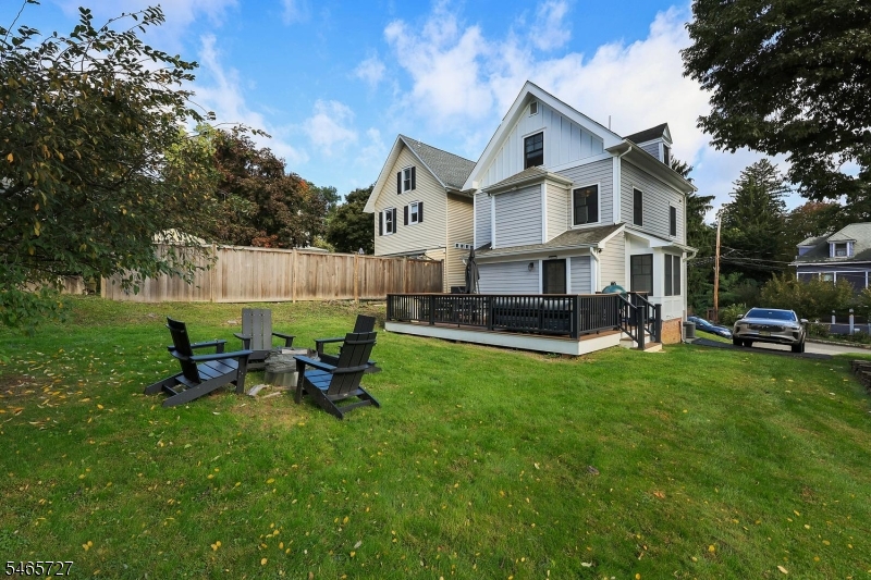 8 Locust Street Morris NJ 07960
