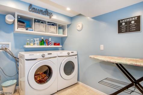 24 Lennon Place Clifton NJ 07013