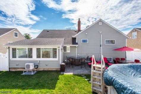 24 Lennon Place Clifton NJ 07013