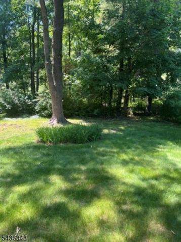 54 Oak Crest Road West Orange NJ 07052