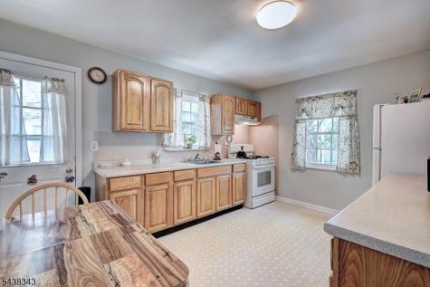 54 Oak Crest Road West Orange NJ 07052