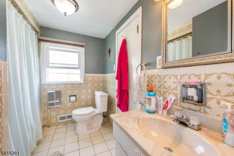 108 Walnut Street Bloomfield NJ 07003