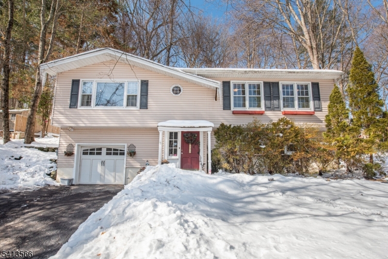 312 Cupsaw Drive Ringwood NJ 07456