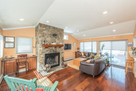 312 Cupsaw Drive Ringwood NJ 07456