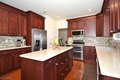 22 Muirhead Court Montgomery NJ 08502