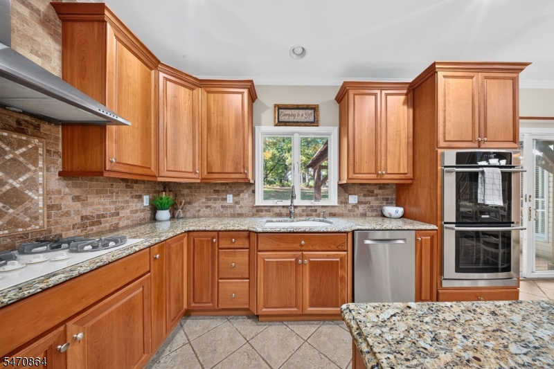 20 Mcpherson Drive Raritan NJ 08822