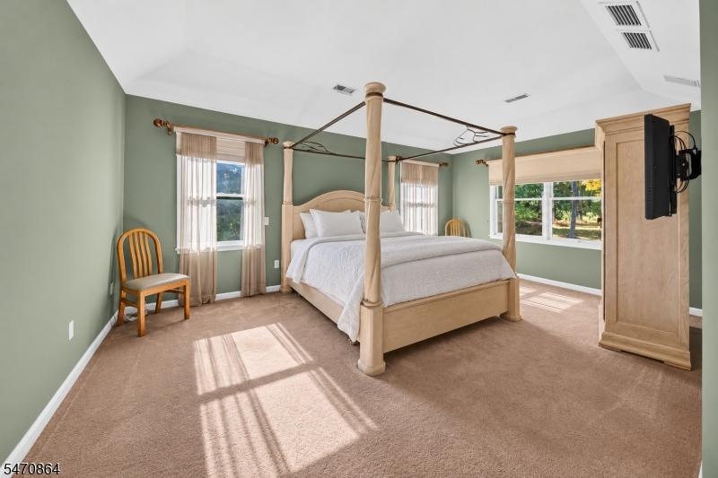 20 Mcpherson Drive Raritan NJ 08822