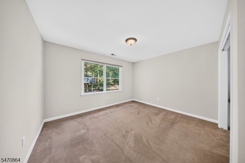 20 Mcpherson Drive Raritan NJ 08822