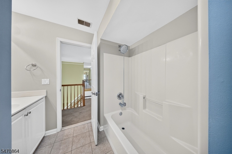 20 Mcpherson Drive Raritan NJ 08822