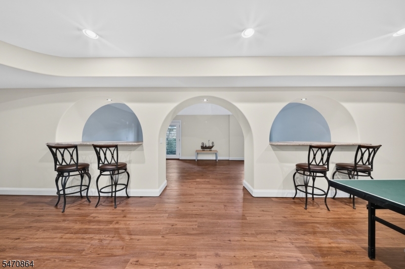 20 Mcpherson Drive Raritan NJ 08822
