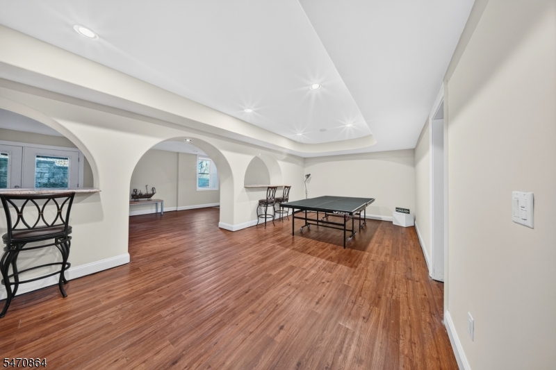 20 Mcpherson Drive Raritan NJ 08822