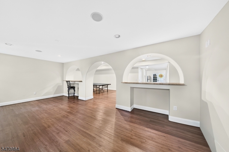 20 Mcpherson Drive Raritan NJ 08822