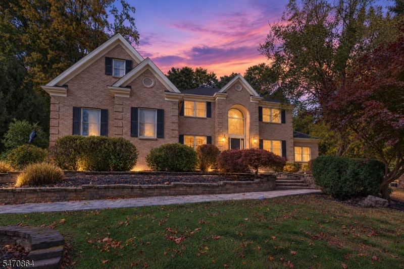 20 Mcpherson Drive Raritan NJ 08822
